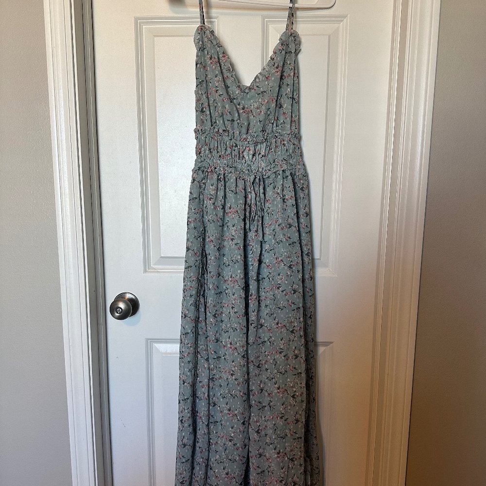 V neck maxi dress